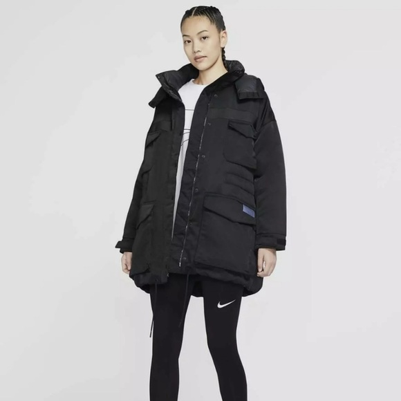 Nike Jackets & Blazers - Nike Women's Black Tech City Parka Oversized